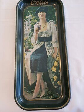 Vintage Coca-Cola Serving Tray with 1920s Lady Design, Printed in 1973